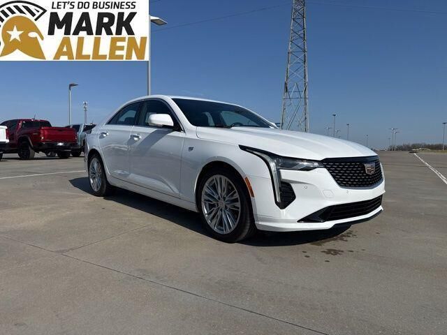 2024 CADILLAC CT4