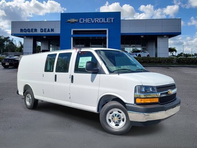 2026 CHEVROLET Express