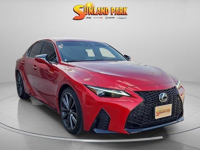 2025 LEXUS IS