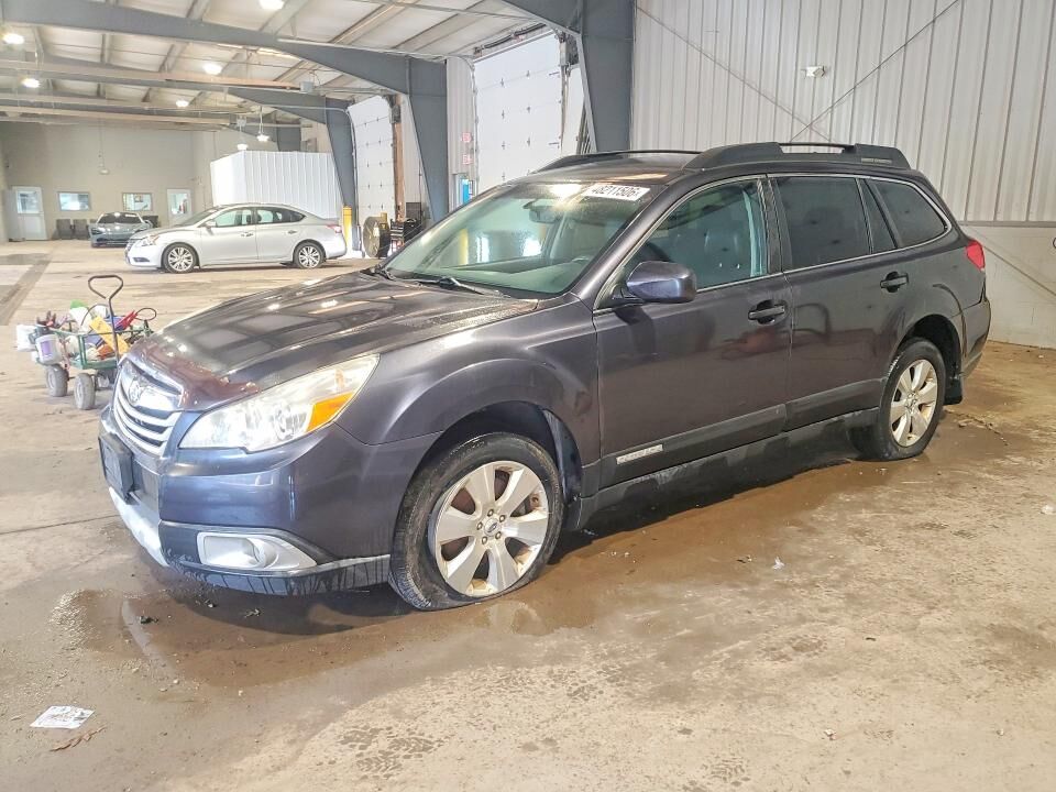 2012 SUBARU Outback