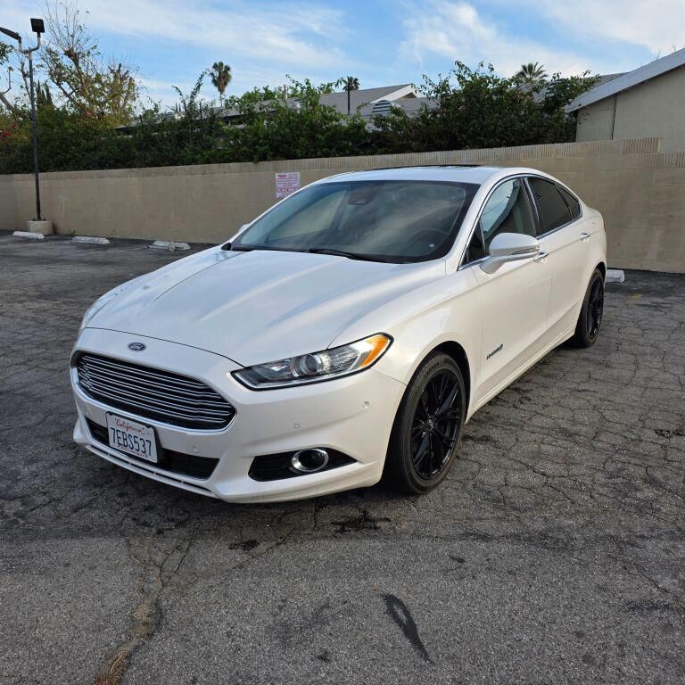 2014 FORD Fusion
