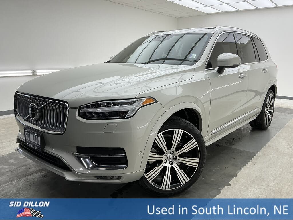 2020 VOLVO XC90