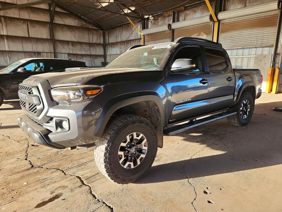 2018 TOYOTA Tacoma