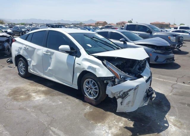 2019 TOYOTA PRIUS