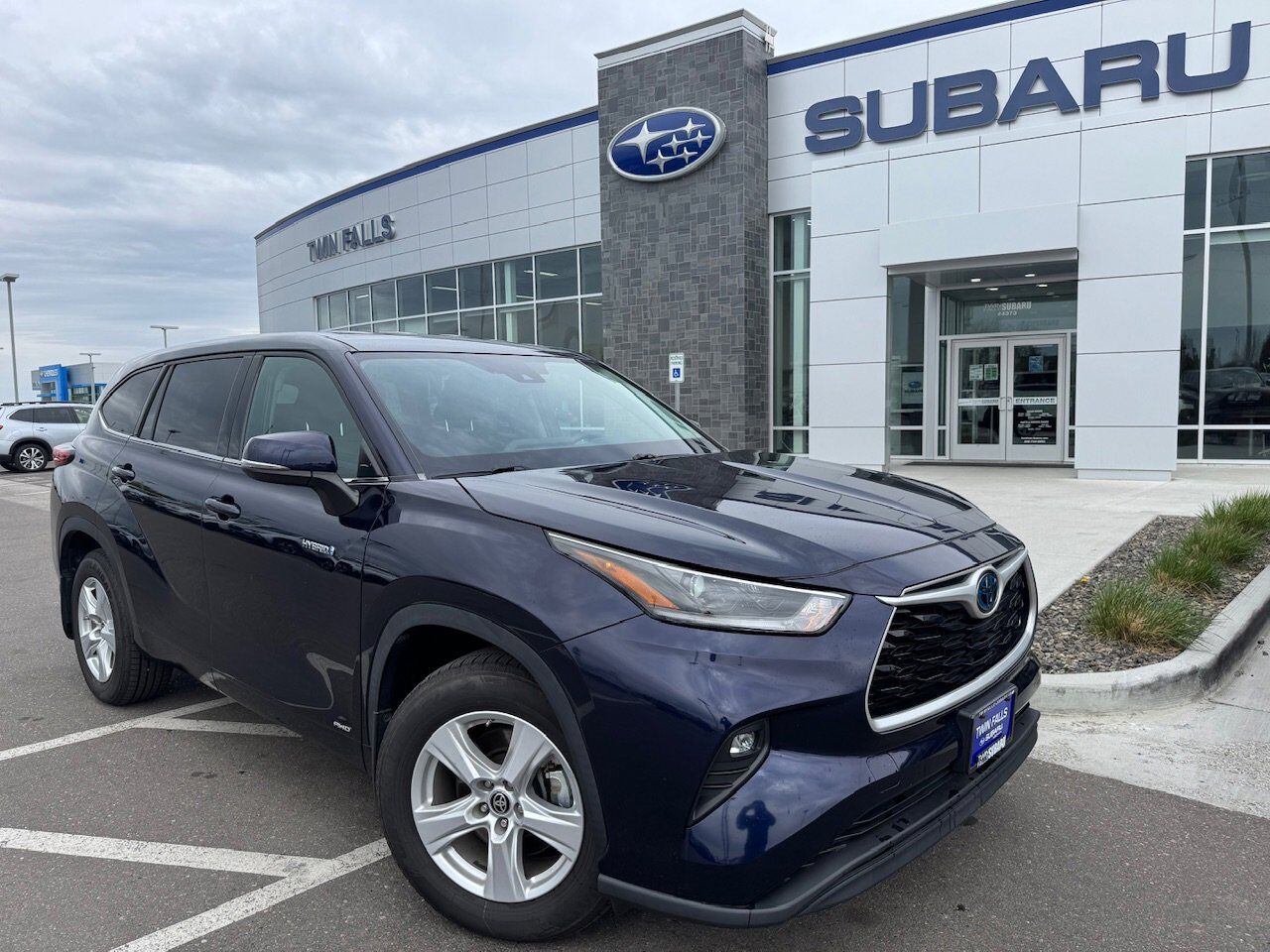 2021 TOYOTA Highlander