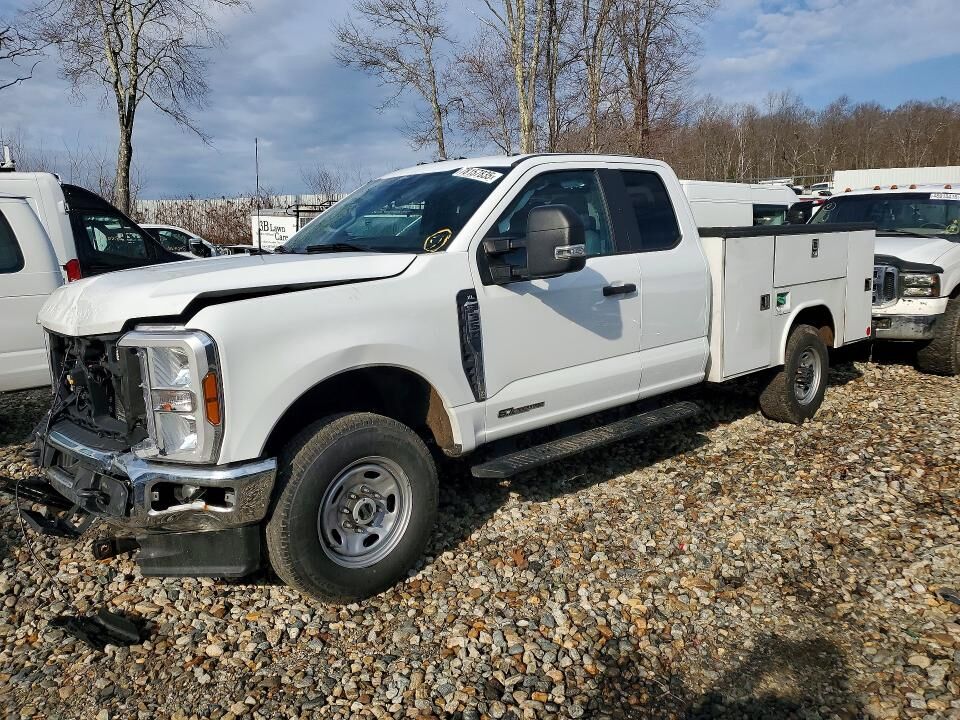 2024 FORD F-350