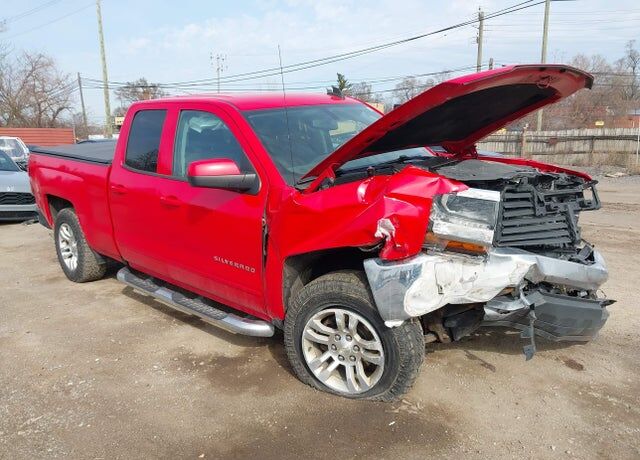 2017 CHEVROLET Silverado