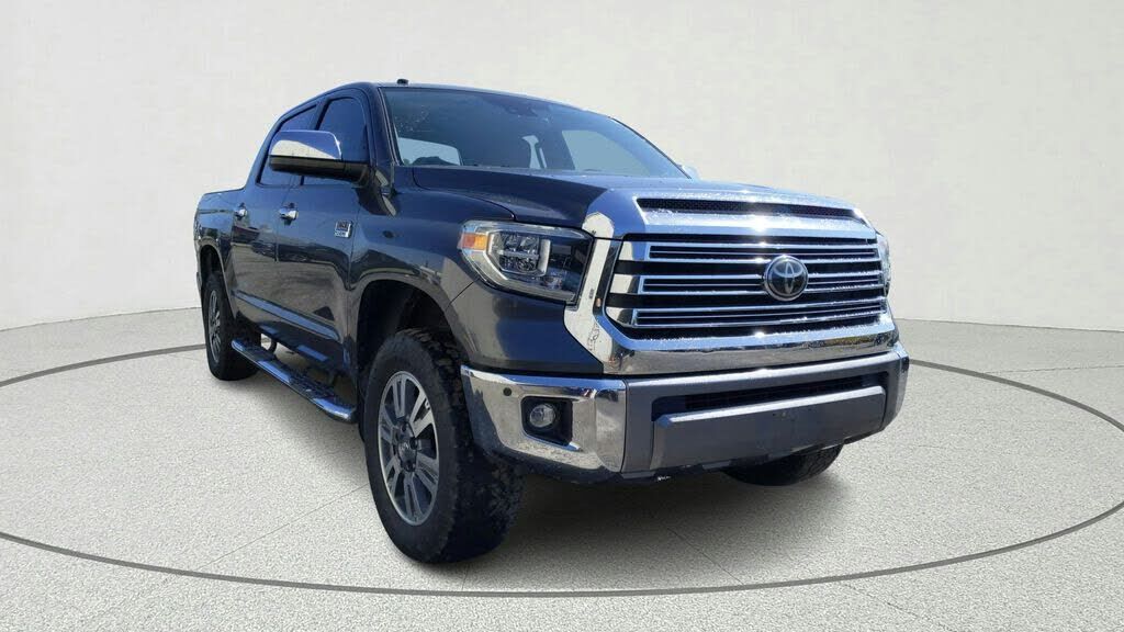 2019 TOYOTA Tundra