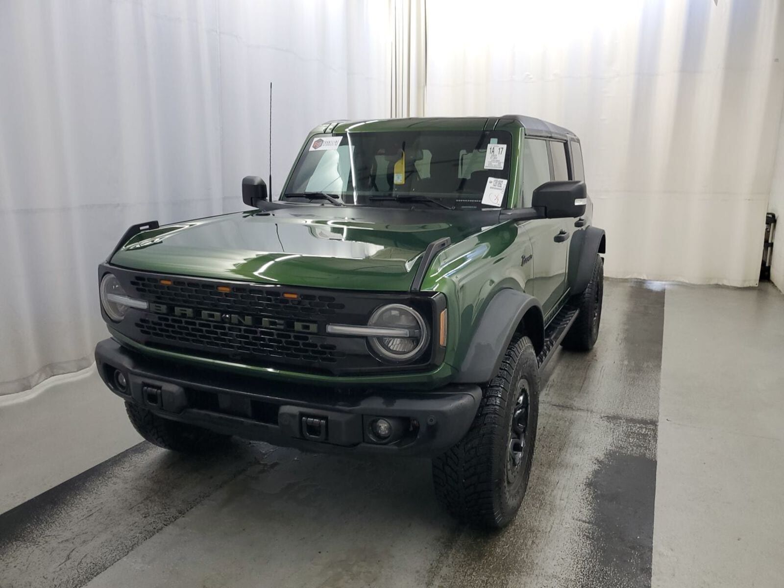 2023 FORD Bronco