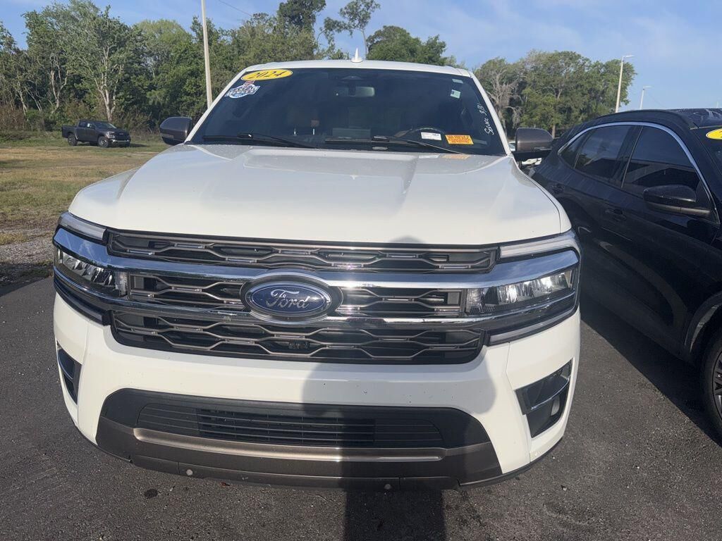 2024 FORD Expedition
