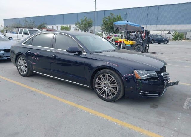 2012 AUDI A8