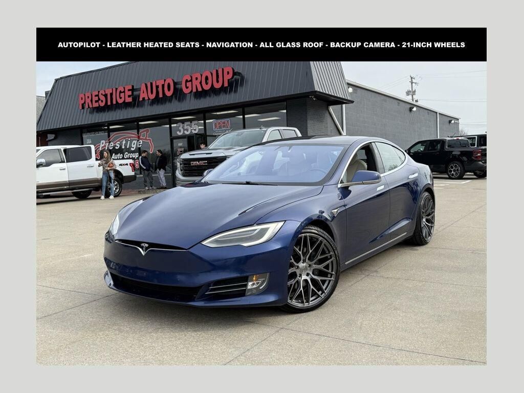 2021 TESLA Model S