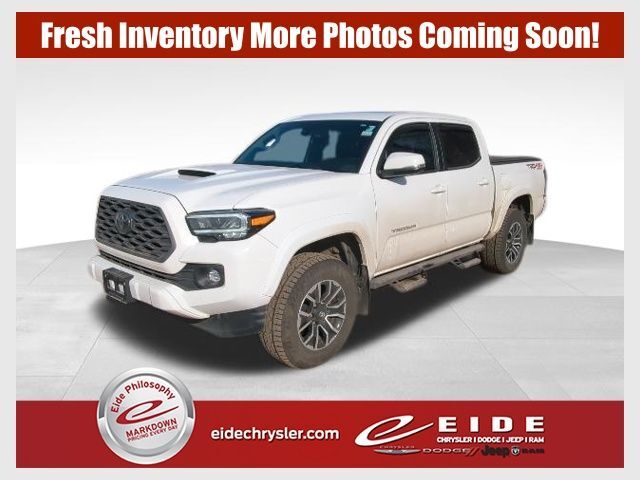 2023 TOYOTA Tacoma