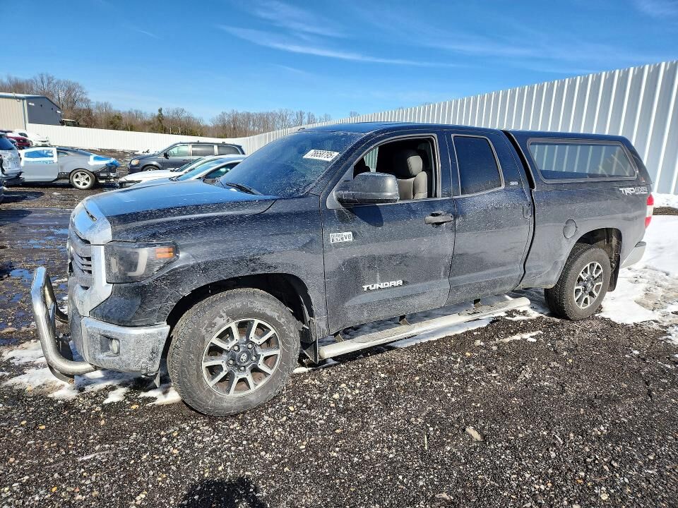 2015 TOYOTA Tundra