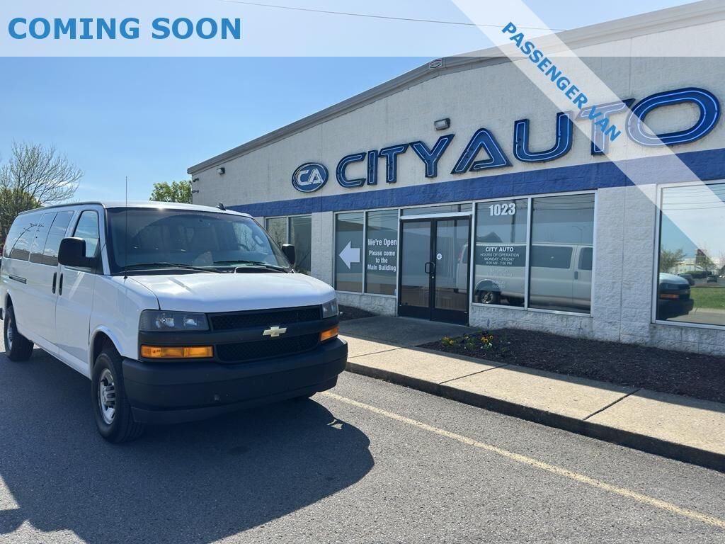 2022 CHEVROLET Express