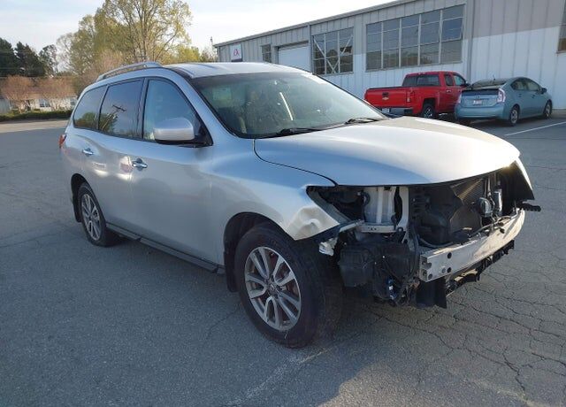 2014 NISSAN Pathfinder