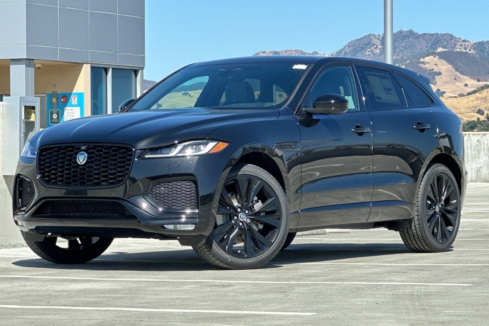 2026 JAGUAR F-Pace