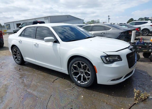 2016 CHRYSLER 300