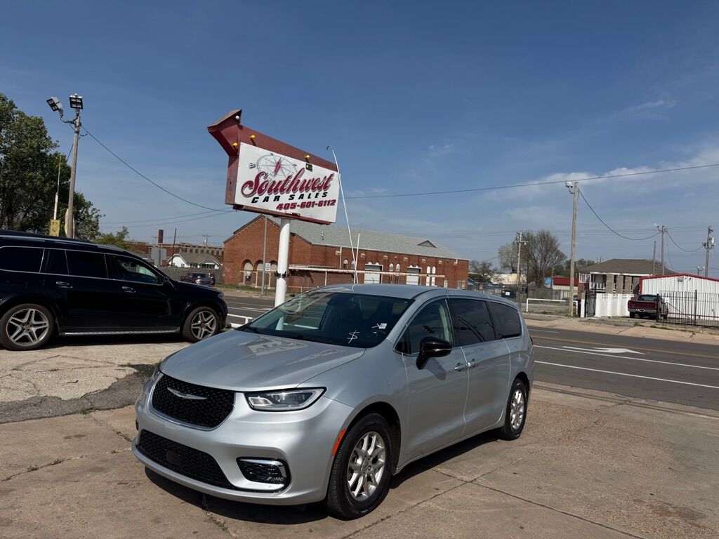 2024 CHRYSLER Pacifica