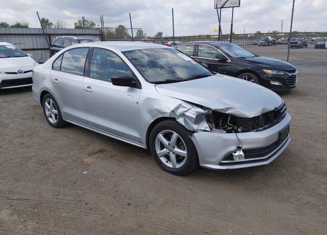 2016 VOLKSWAGEN Jetta