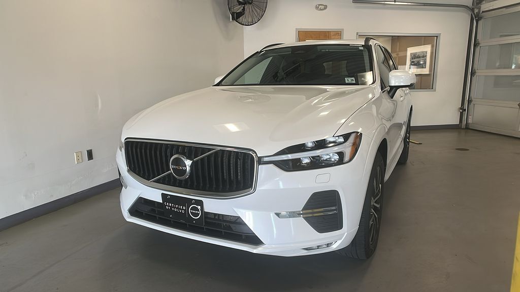 2023 VOLVO XC60