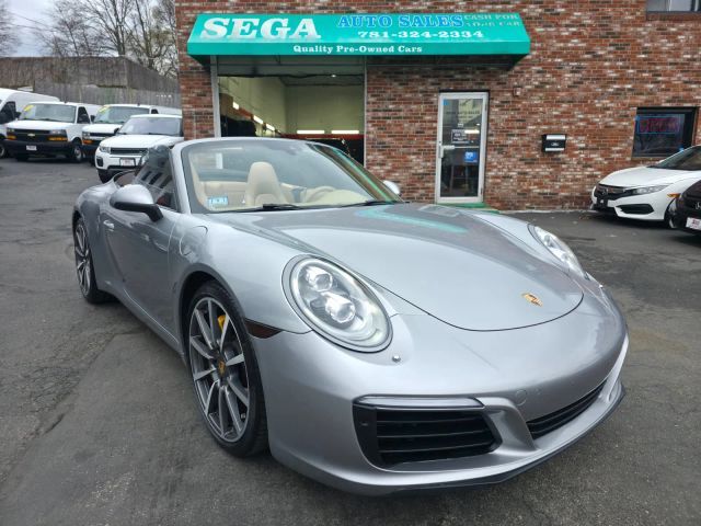 2017 PORSCHE 911