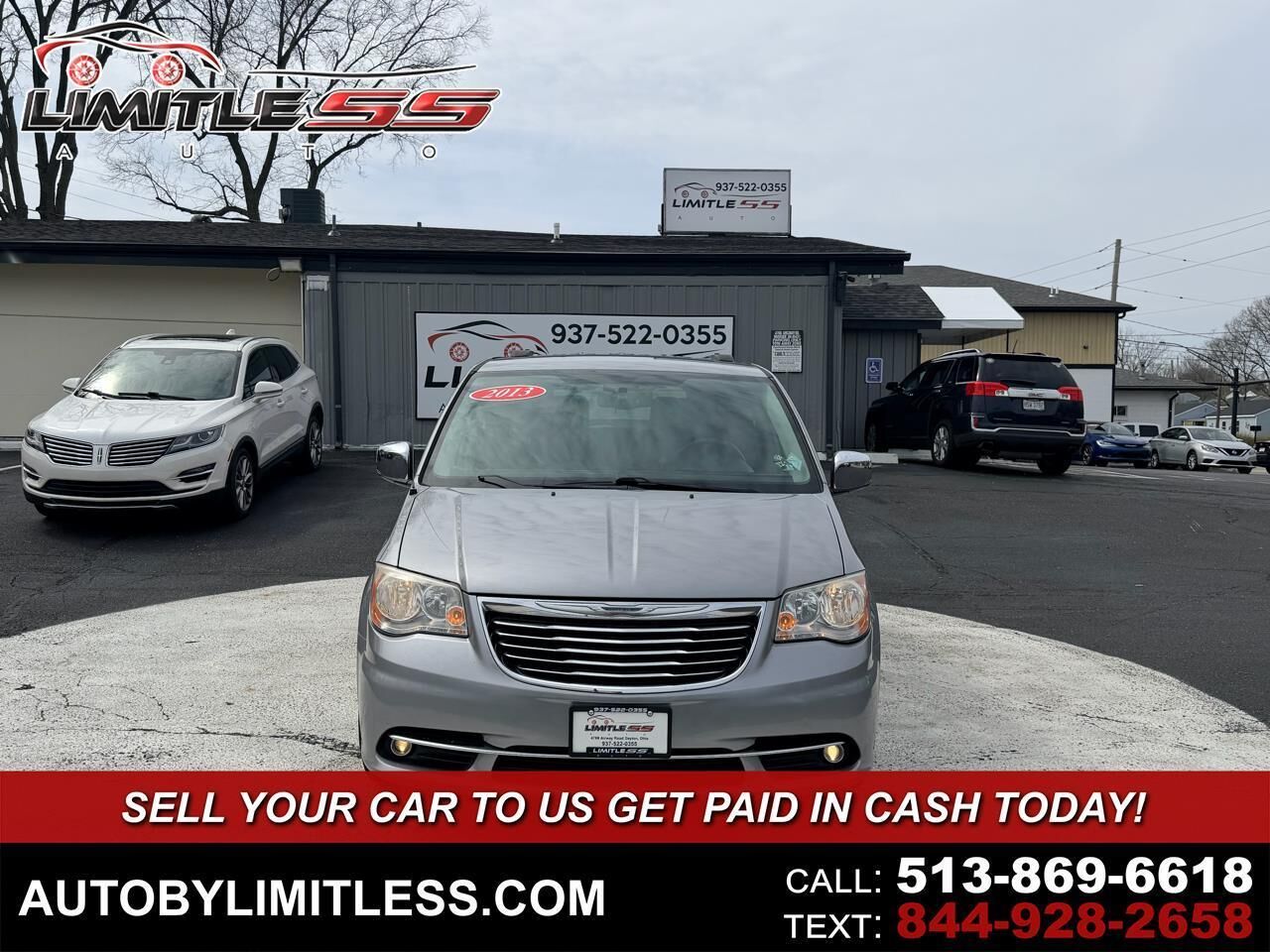 2013 CHRYSLER Town and Country