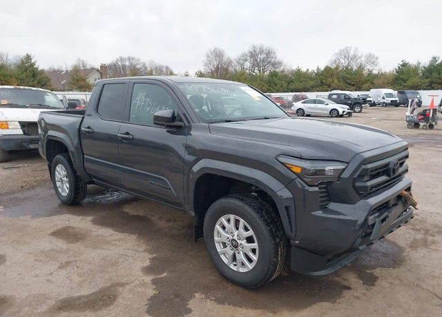 2024 TOYOTA Tacoma