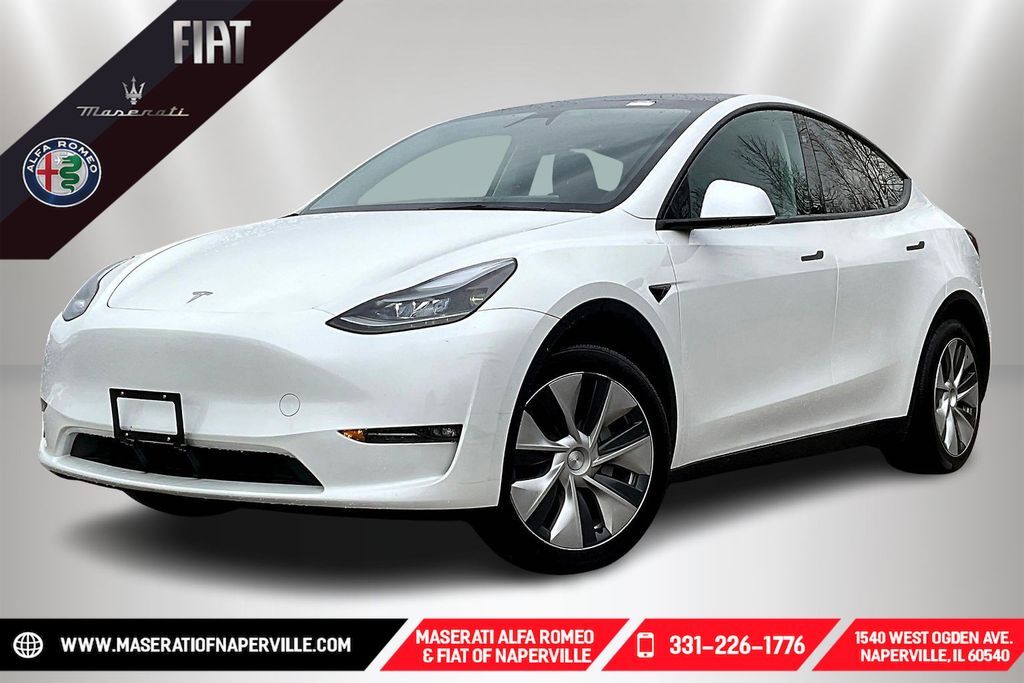 2024 TESLA Model Y