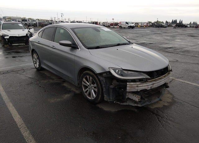 2015 CHRYSLER 200