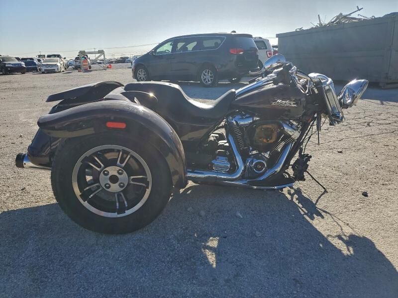 2022 HARLEY DAVIDSON FLRT / Freewheeler