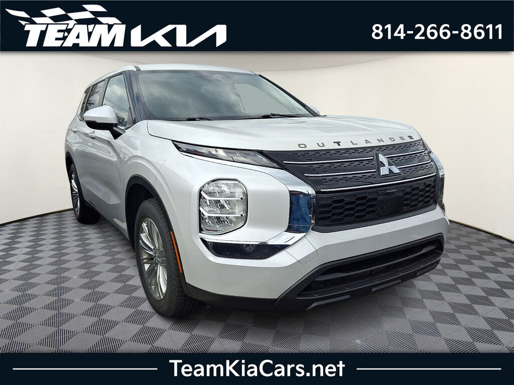 2022 MITSUBISHI Outlander