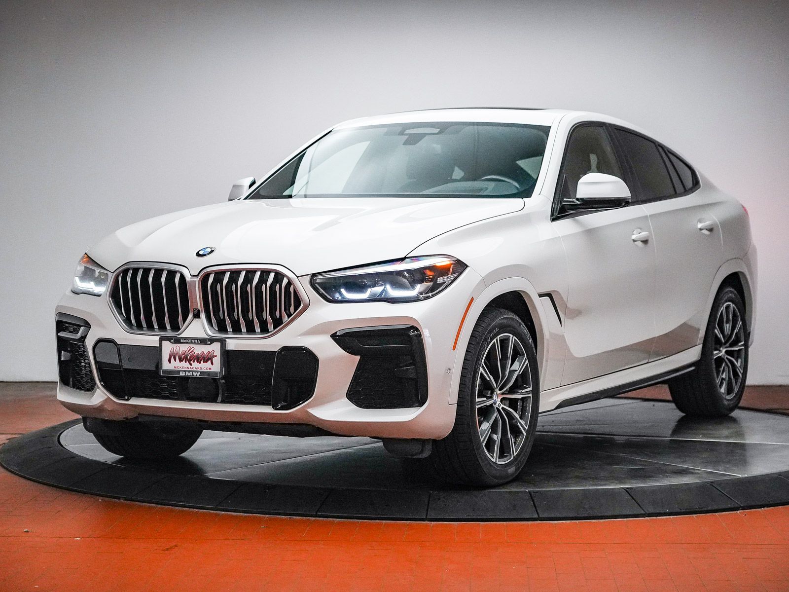 2023 BMW X6