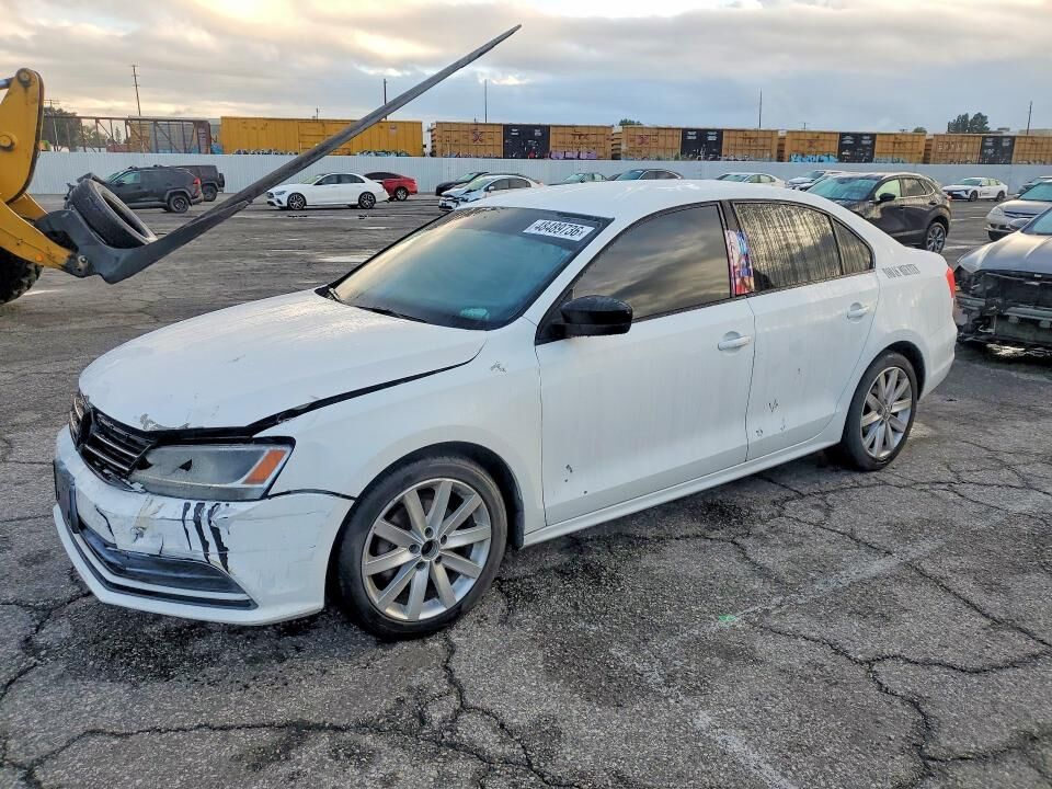 2016 VOLKSWAGEN Jetta