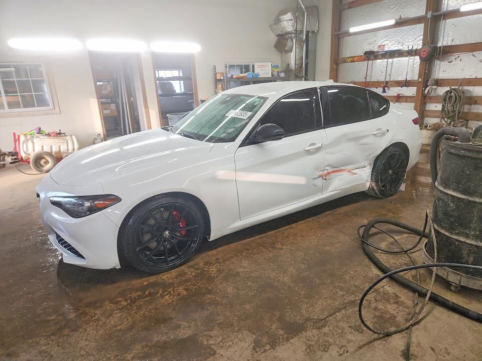 2020 ALFA ROMEO Giulia