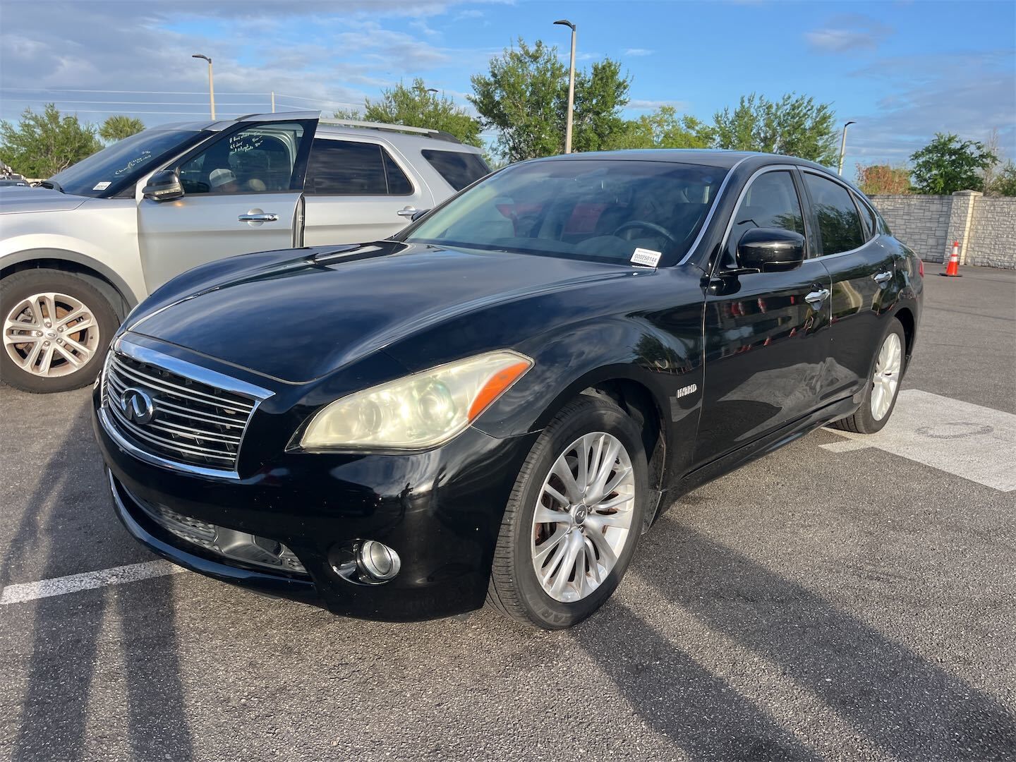 Infiniti M35h