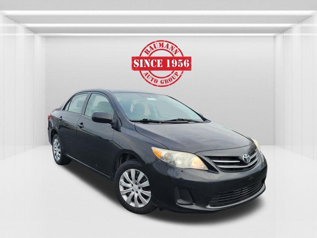 2013 TOYOTA Corolla