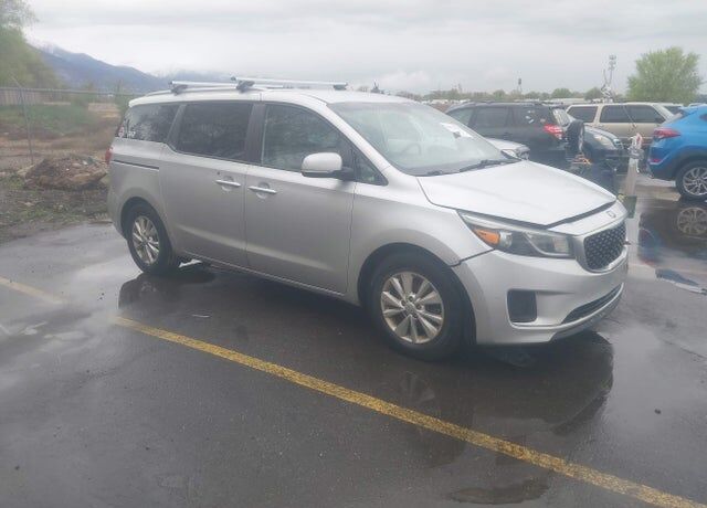 2016 KIA Sedona