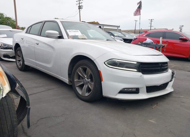 2016 DODGE Charger