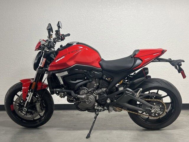 2023 DUCATI Monster