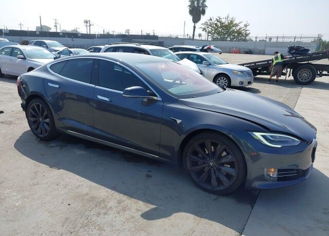 2017 TESLA Model S