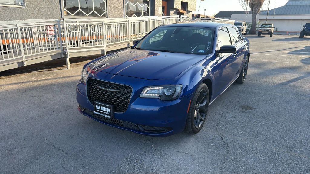 2020 CHRYSLER 300