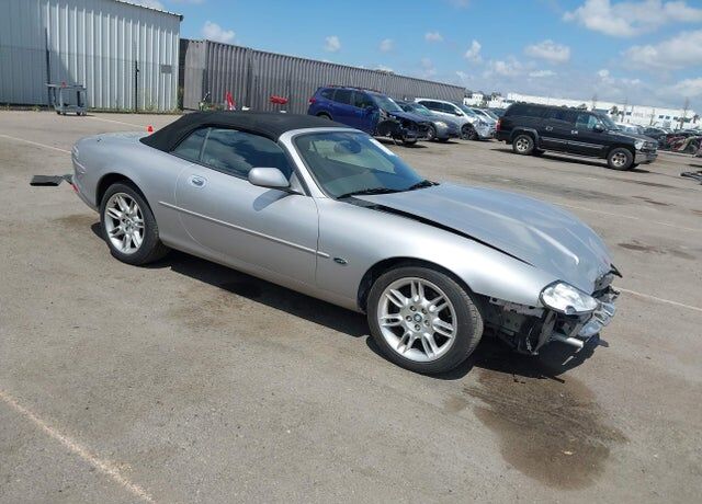 2001 JAGUAR XK8