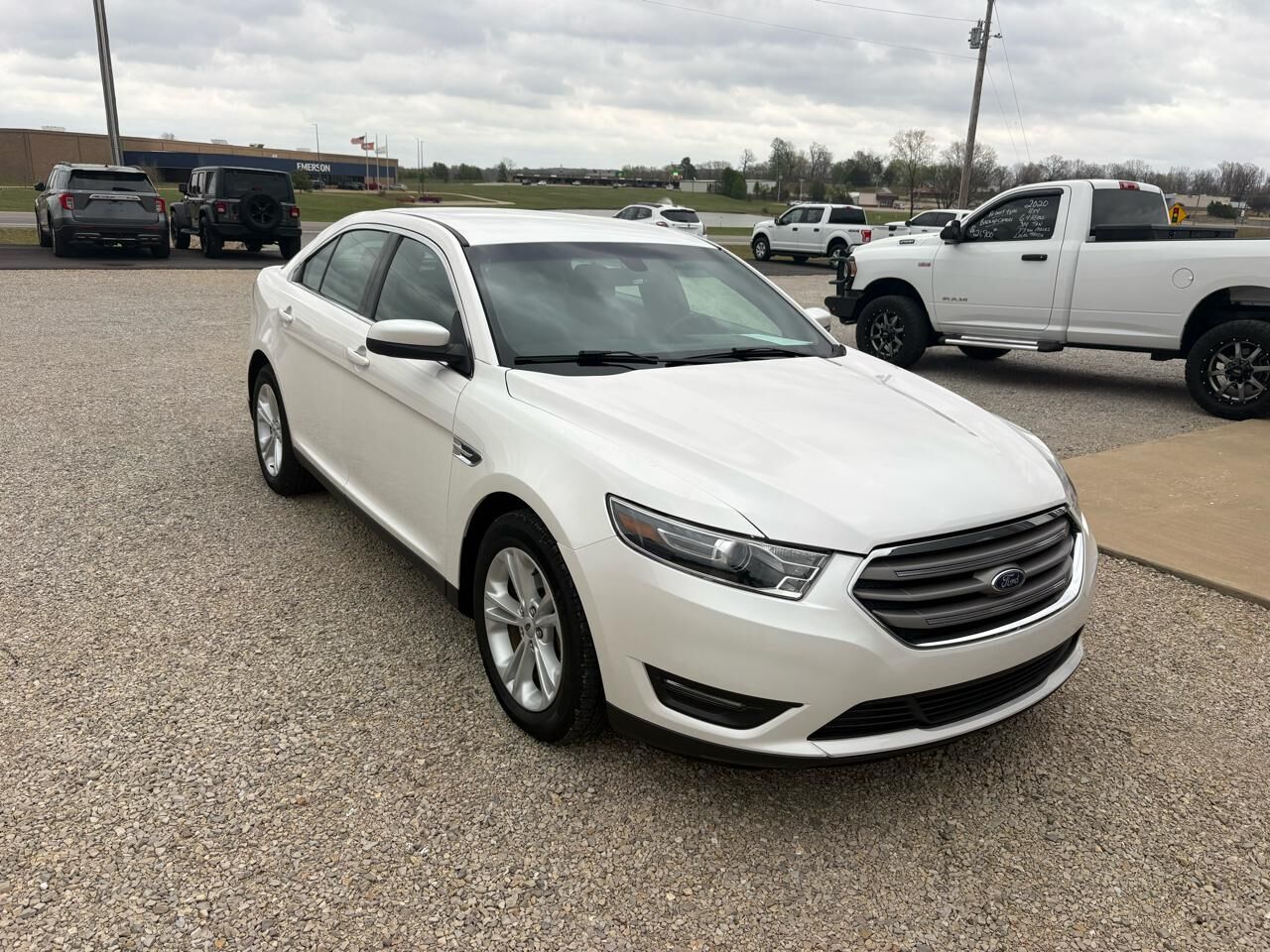 2018 FORD Taurus