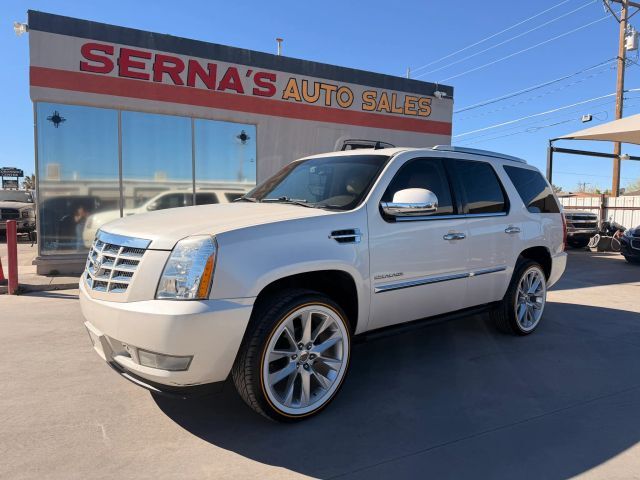 2011 CADILLAC Escalade