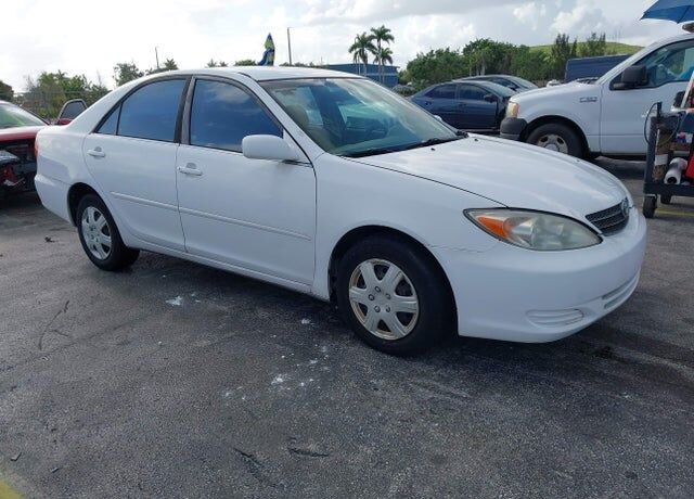 2002 TOYOTA Camry