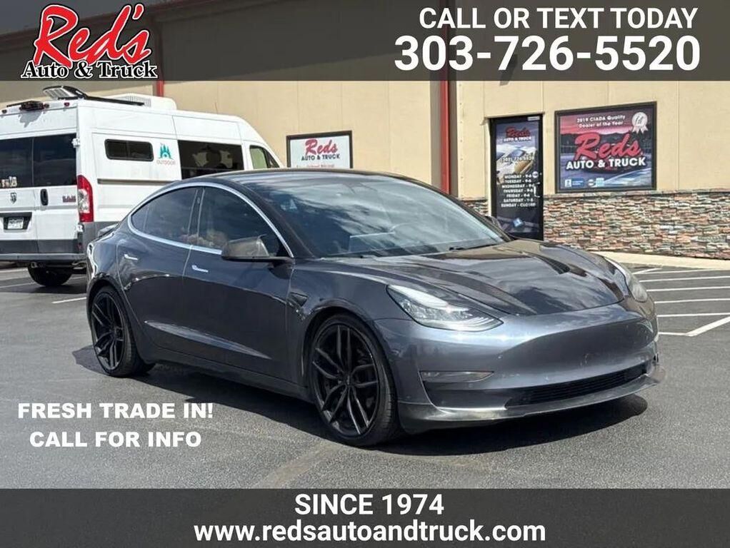 2019 TESLA Model 3