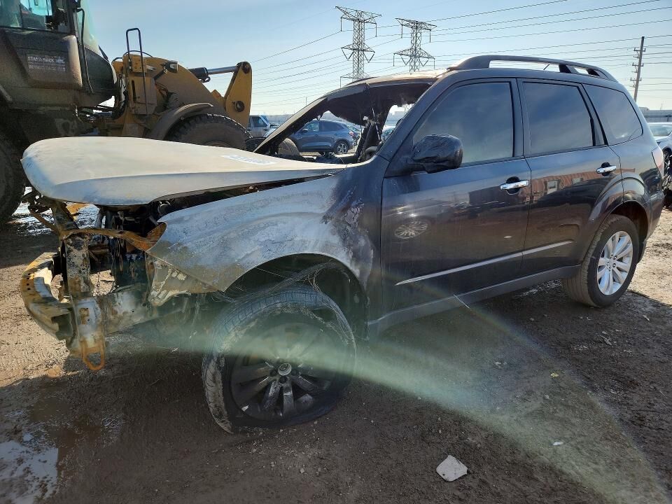 2013 SUBARU Forester