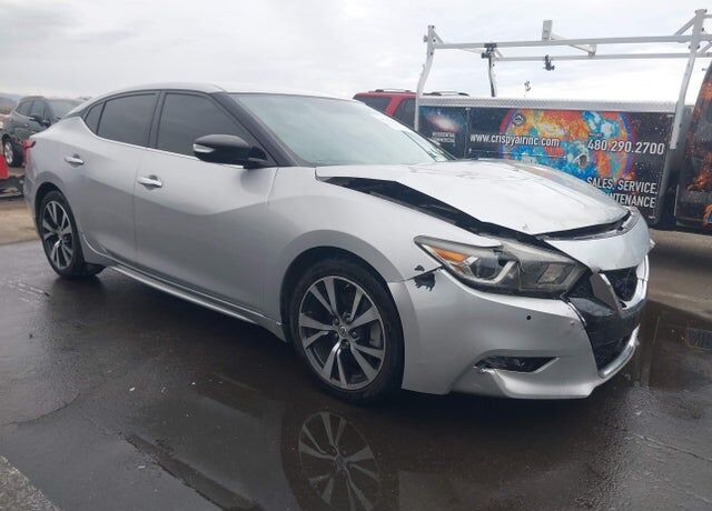 2017 NISSAN Maxima