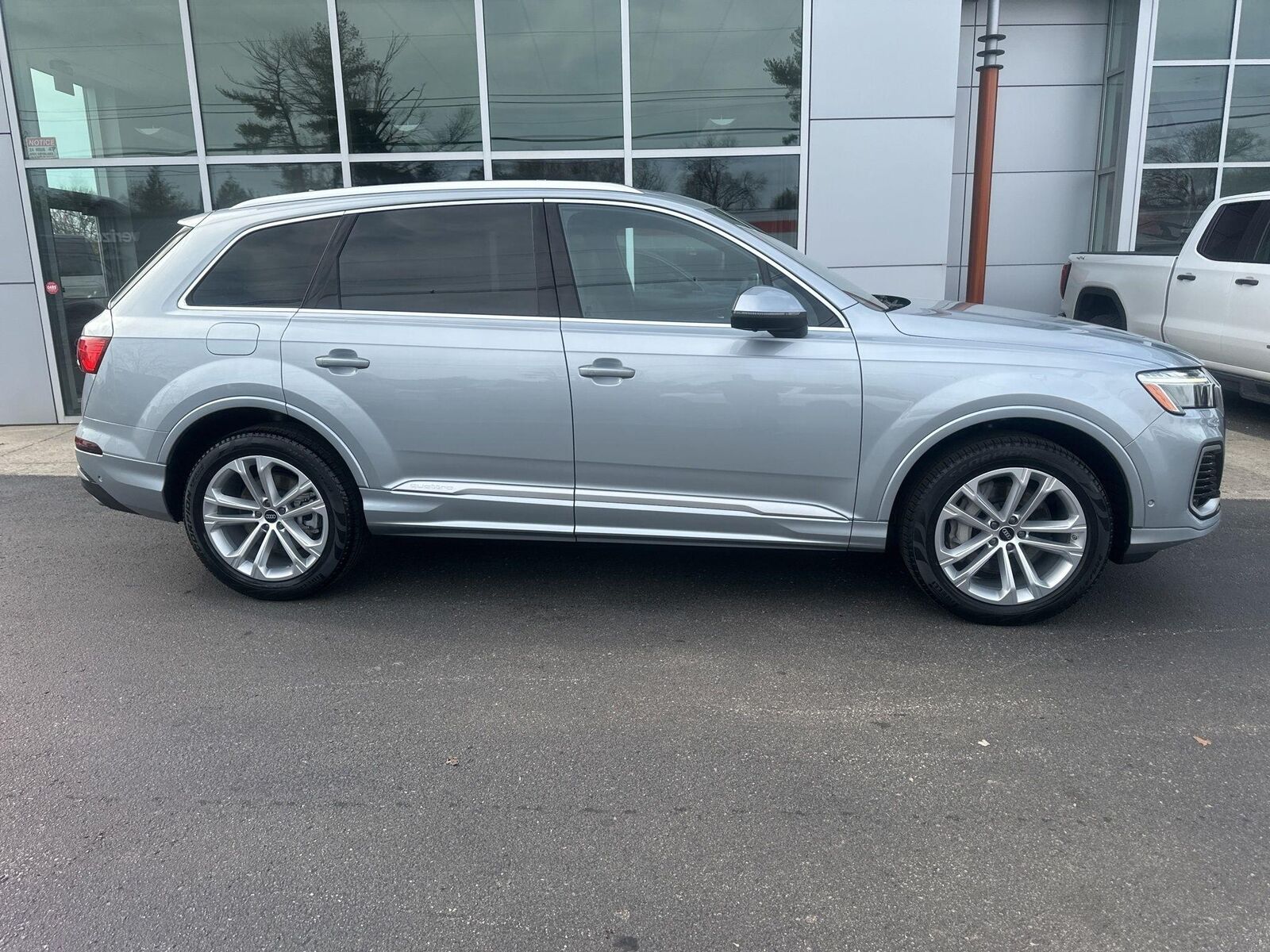 2025 Audi Q7